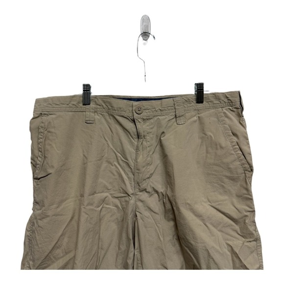 Columbia Sportswear Men's Khaki Shorts Light Khaki Size 38 inseam 10" - Picture 2 of 7